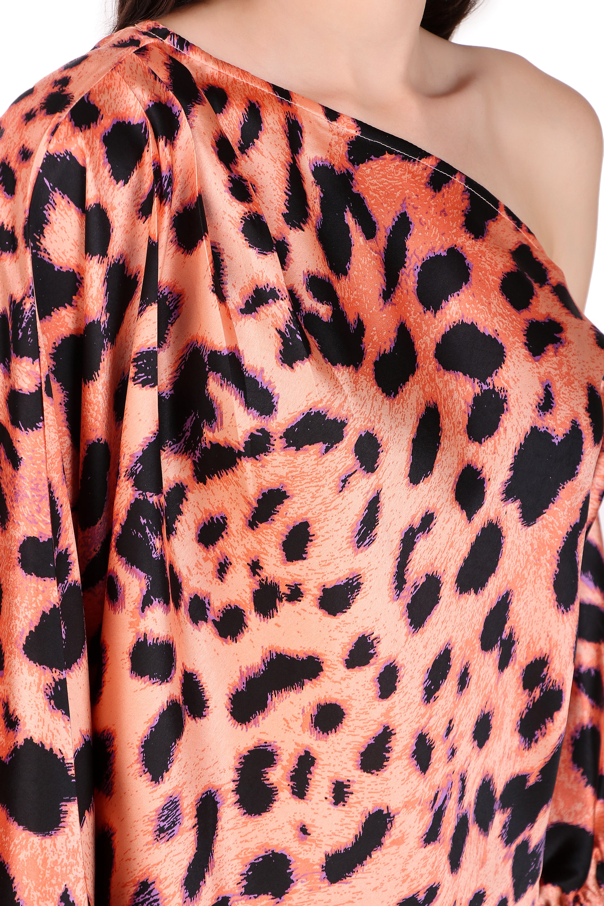 Leopard Print One-Shoulder top