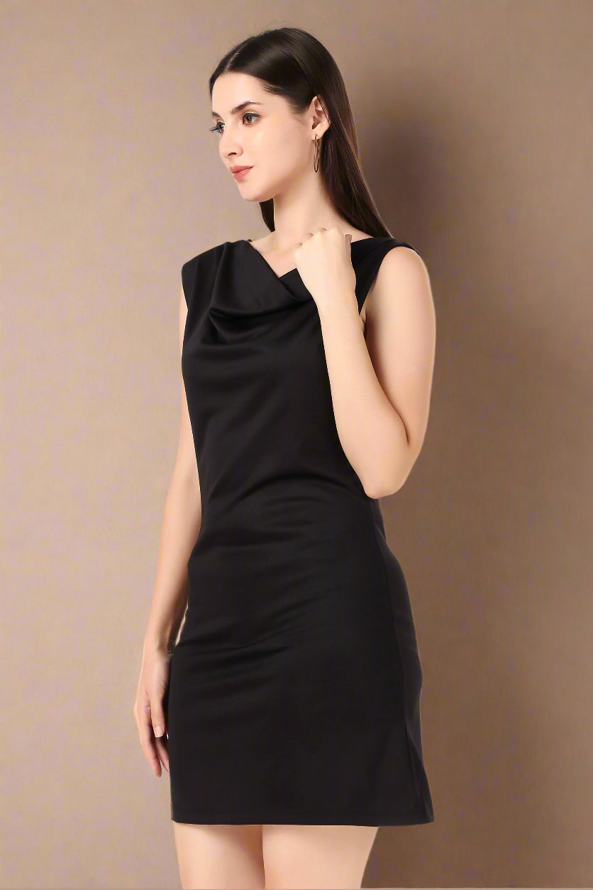 black one piece dress
 