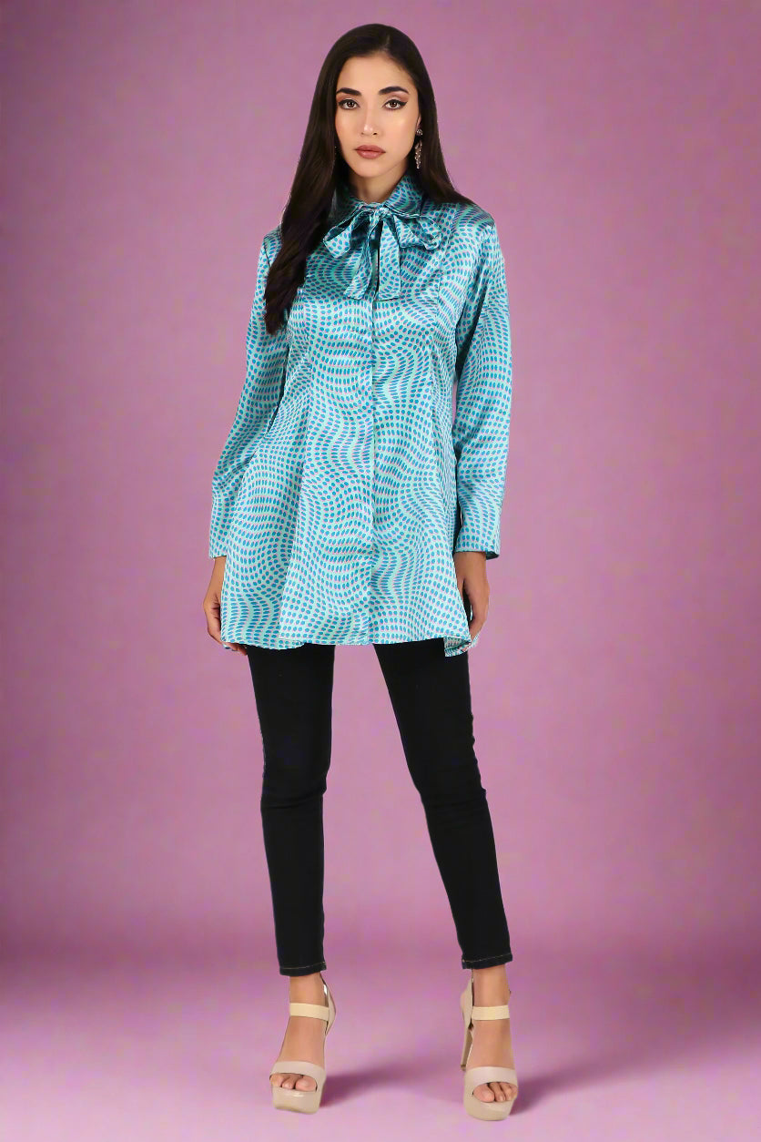 women Top with a bow tie collar